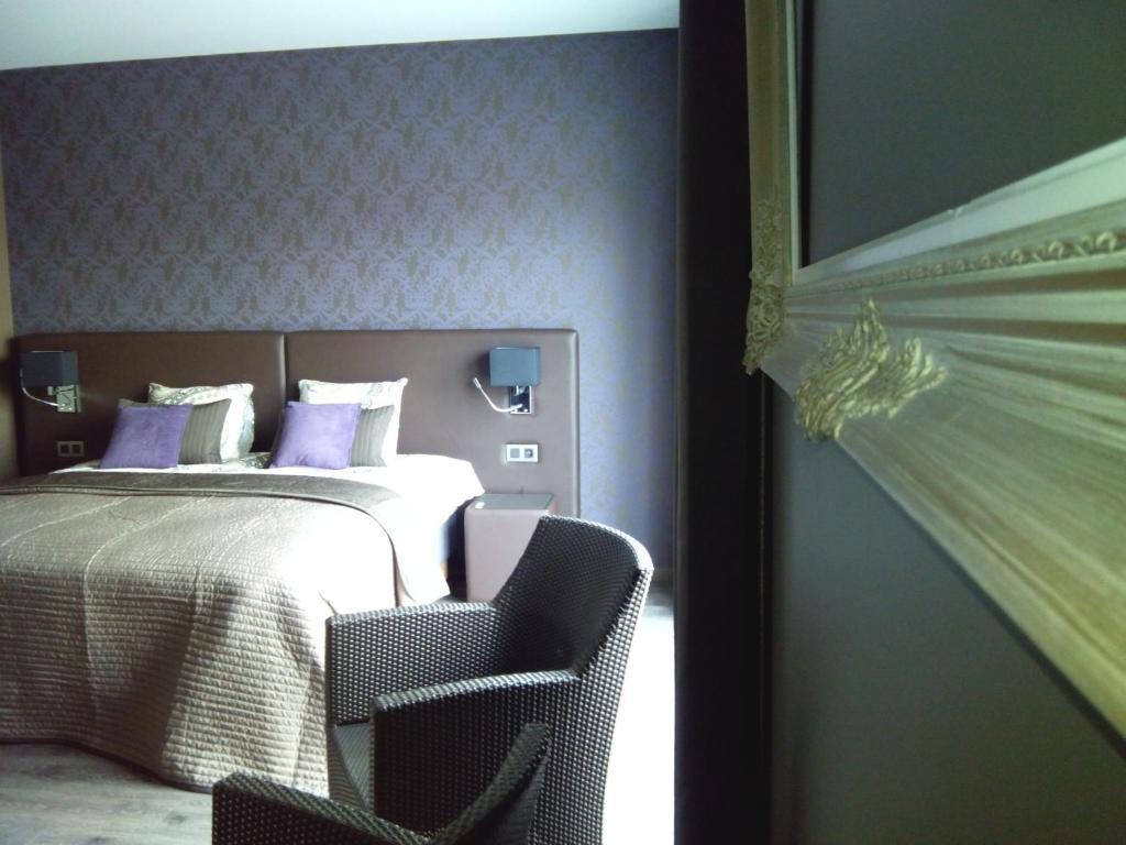 Charmehotel Kruishof Ostende Habitación foto